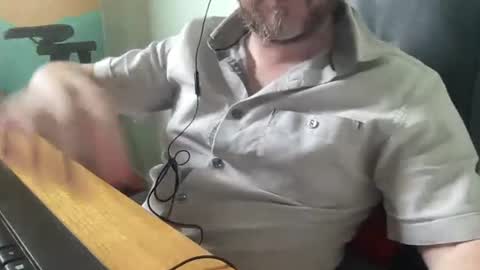 lee_8891 online show from June 18, 2026, 8:25 am