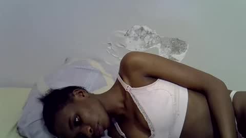 Snapshot of lee_shaz chatting on February 28, 2026, 2:40 pm lee baby online show from February 28, 2026, 2:40 pm