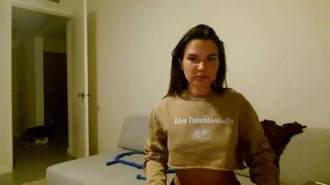 leela luna online show from June 22, 2026, 4:09 am