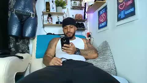 Snapshot of leenar_key chatting on June 13, 2026, 7:01 pm leenar_key online show from June 13, 2026, 7:01 pm
