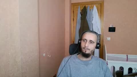 lefrenchiies online show from February 3, 2026, 11:26 am