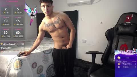 Snapshot of lei_77 chatting on December 31, 2024, 1:15 am Lei online show from December 31, 2024, 1:15 am