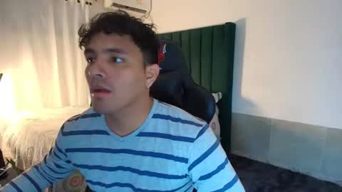 Snapshot of lei_77 chatting on November 21, 2025, 9:57 pm Lei online show from November 21, 2025, 9:57 pm