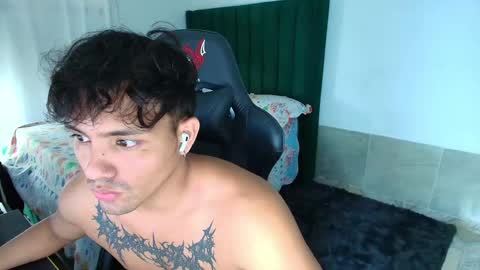  Lei  online show from April 16, 2026, 10:34 pm