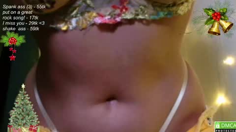 Snapshot of leia_bell chatting on January 4, 2025, 7:34 pm hey Im Leia and I love rock online show from January 4, 2025, 7:34 pm