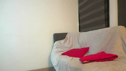Leah online show from June 4, 2026, 3:56 am