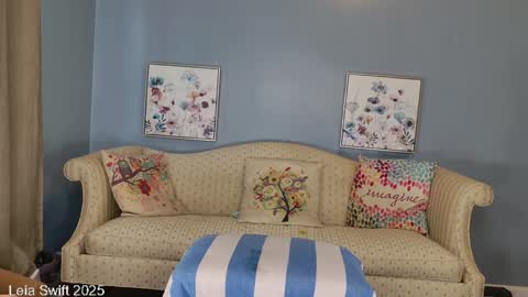 Snapshot of leiaswift chatting on January 3, 2025, 4:16 pm Leia Swift online show from January 3, 2025, 4:16 pm