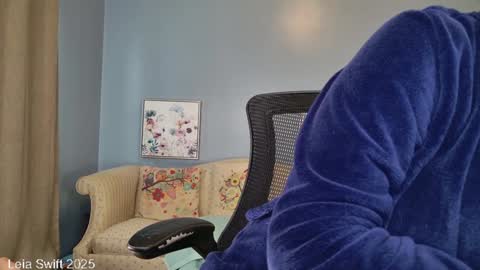 Snapshot of leiaswift chatting on January 12, 2025, 2:09 pm Leia Swift online show from January 12, 2025, 2:09 pm