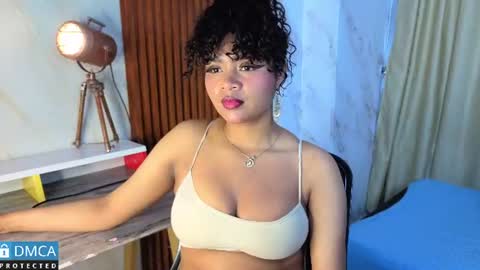 Snapshot of leidy_morales_ chatting on July 10, 2026, 11:02 am Leidy online show from July 10, 2026, 11:02 am