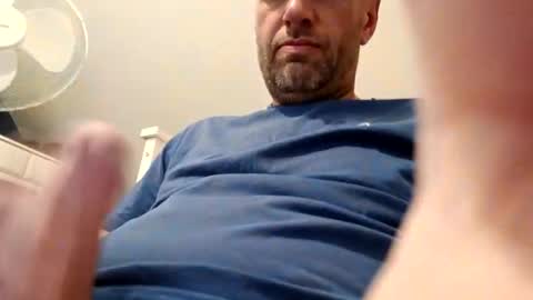 leightimmins001 online show from May 6, 2026, 6:35 pm