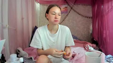 leila_bambi_ online show from July 8, 2026, 1:54 am