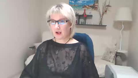 Snapshot of leilamays chatting on January 31, 2025, 11:13 am Leila Kinky online show from January 31, 2025, 11:13 am