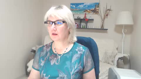 Snapshot of leilamays chatting on February 20, 2025, 8:06 am Leila Kinky online show from February 20, 2025, 8:06 am