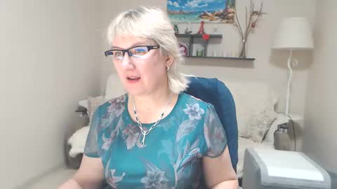 Snapshot of leilamays chatting on February 23, 2025, 11:22 am Leila Kinky online show from February 23, 2025, 11:22 am