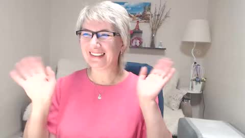 Snapshot of leilamays chatting on October 18, 2025, 4:48 am Leila Kinky online show from October 18, 2025, 4:48 am