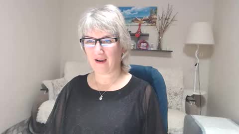 Snapshot of leilamays chatting on November 7, 2025, 5:18 am Leila Kinky online show from November 7, 2025, 5:18 am