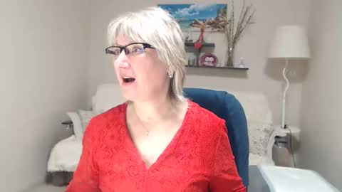 Leila Kinky online show from February 15, 2026, 7:51 am