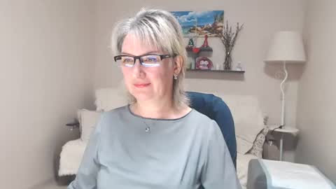 Snapshot of leilamays chatting on July 5, 2026, 5:03 am Leila Kinky online show from July 5, 2026, 5:03 am