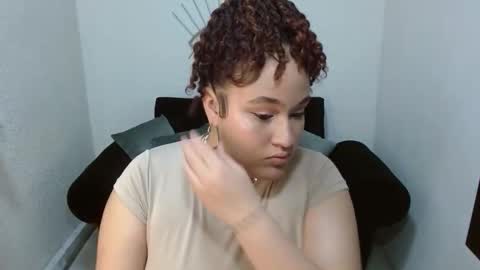 leilaparkersex69 online show from March 20, 2026, 1:27 pm