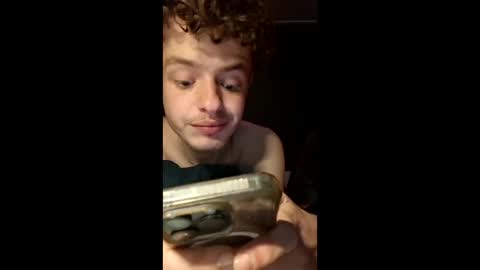 lekkerstel1930 online show from April 12, 2026, 6:13 pm