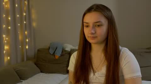 Lelia online show from March 9, 2026, 3:16 pm