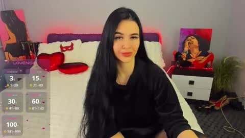 LellitClark online show from November 7, 2025, 8:31 pm