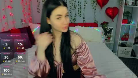 LellitClark online show from April 7, 2026, 8:20 pm