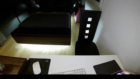 Ange online show from March 8, 2025, 9:06 am