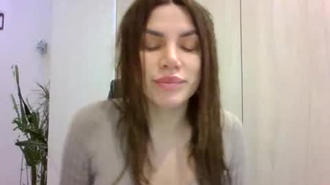Snapshot of lena6122000 chatting on November 20, 2025, 6:46 am lena6122000 online show from November 20, 2025, 6:46 am