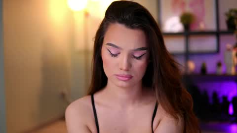 Lena Laurent online show from April 17, 2026, 9:34 am