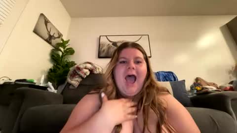 Snapshot of lenablissxo chatting on July 17, 2026, 12:01 pm lenablissxo online show from July 17, 2026, 12:01 pm