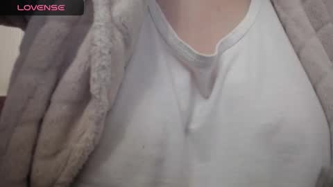 Snapshot of lenagolden chatting on January 10, 2025, 5:58 am lenagolden online show from January 10, 2025, 5:58 am