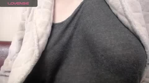 Snapshot of lenagolden chatting on January 30, 2025, 2:16 am lenagolden online show from January 30, 2025, 2:16 am