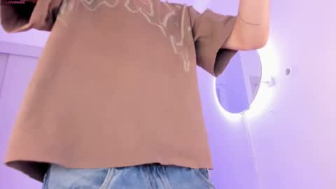 Lenner INDEPENDENT MODEL online show from November 23, 2025, 9:25 pm