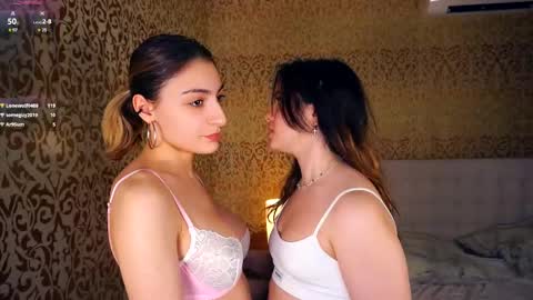 Snapshot of lenoimacyt chatting on March 1, 2025, 10:34 am Hey hey our name is Mia Elfy Lovense is active time to play PVT IS OPEN online show from March 1, 2025, 10:34 am