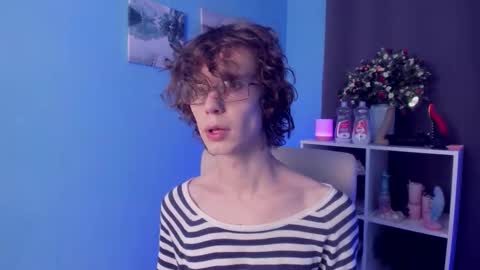 Leo online show from November 1, 2025, 8:55 pm