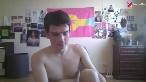 leo_cutie online show from March 14, 2026, 9:26 am