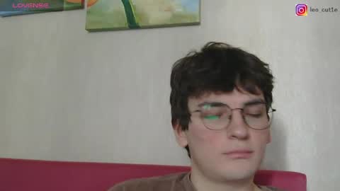leo_cutie online show from May 16, 2026, 6:21 am