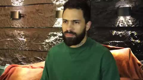 Leo  Diaz online show from September 28, 2025, 8:58 pm