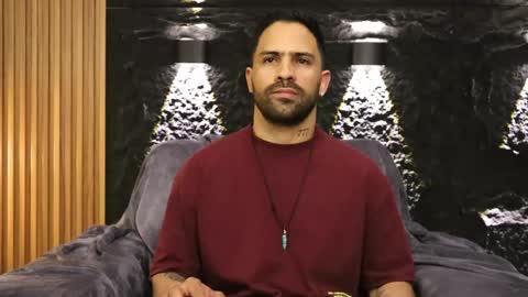 Leo  Diaz online show from April 14, 2026, 4:29 am