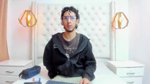 LEO online show from June 25, 2026, 12:20 pm