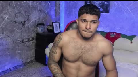 Leo independent model online show from December 21, 2025, 3:24 am