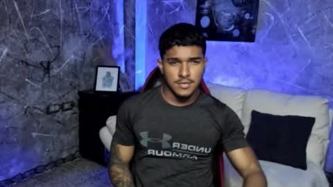 Leo independent model online show from January 9, 2026, 2:14 am