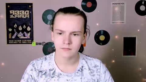 leo_void online show from December 1, 2025, 9:25 am