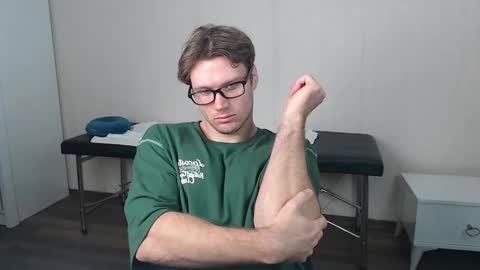 leoackerman online show from November 6, 2025, 4:08 pm