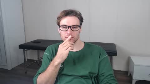 leoackerman online show from November 10, 2025, 7:13 pm