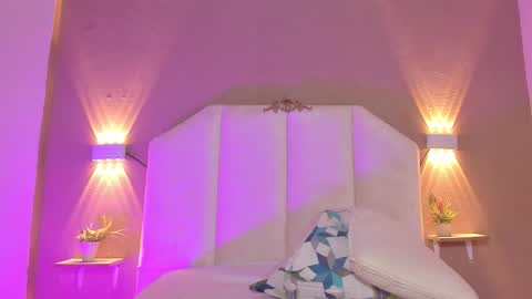 Snapshot of leodovina_16 chatting on February 12, 2026, 1:50 pm Leo online show from February 12, 2026, 1:50 pm