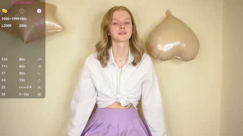 Snapshot of leolakorner chatting on February 13, 2026, 8:05 pm Hello Im Roxy Im just starting my journey here so lets get acquainted online show from February 13, 2026, 8:05 pm