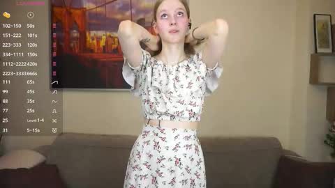 Snapshot of leolakorner chatting on February 25, 2026, 7:23 pm Hello Im Roxy Im just starting my journey here so lets get acquainted online show from February 25, 2026, 7:23 pm