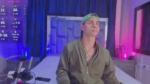 leomonnroe online show from April 7, 2026, 7:25 pm